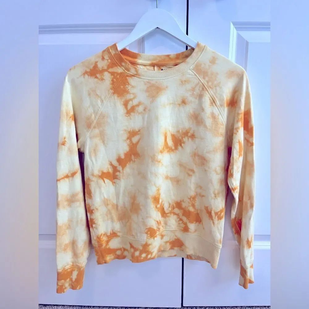 Athleta Sundown Tie-dye sweatshirt